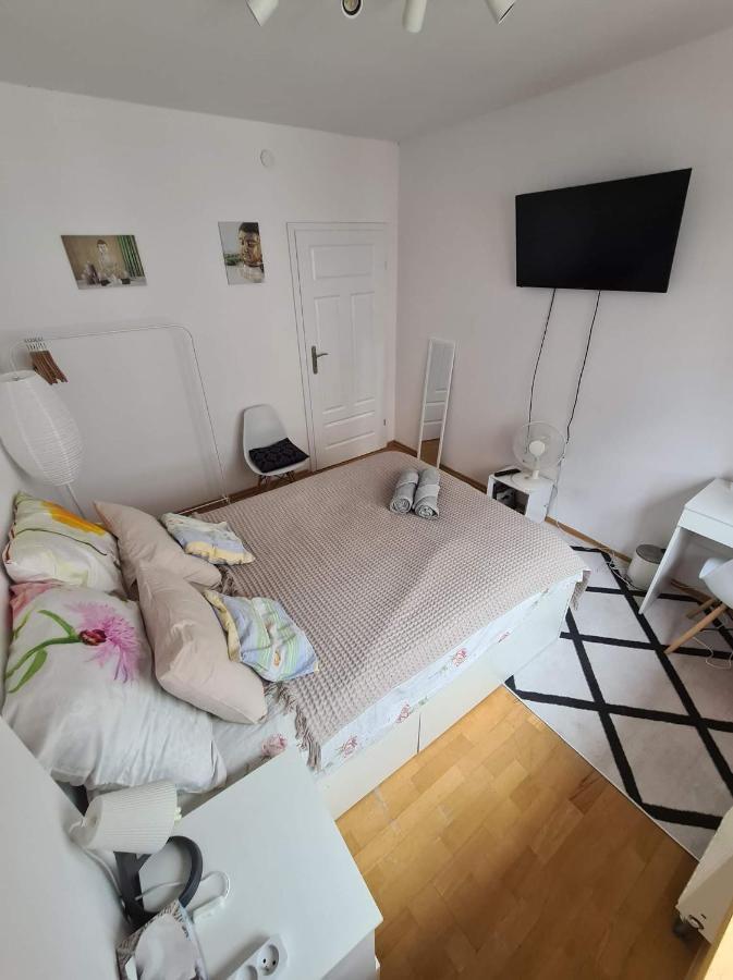 Apartament Francuska Pokoje Rooms Warschau Buitenkant foto