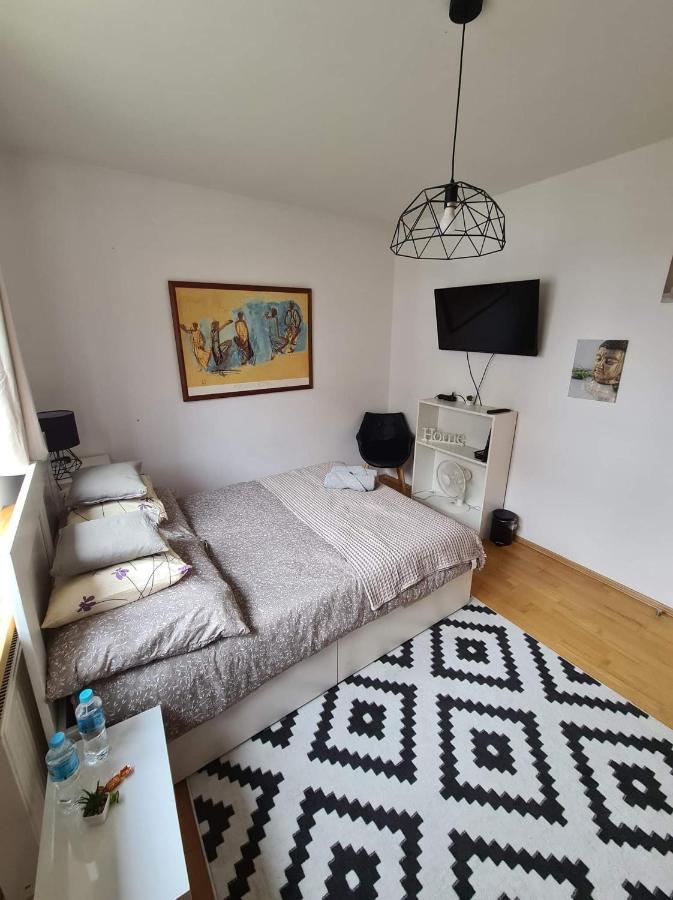 Apartament Francuska Pokoje Rooms Warschau Buitenkant foto